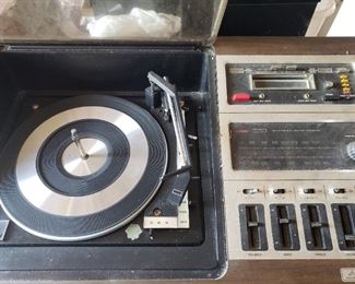 Zenith Allegro turntable and 8 track player
