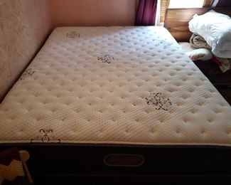 very comfortable queen mattress and box spring