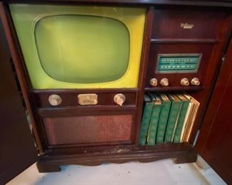1950's Hoffman Television and Stereo combination