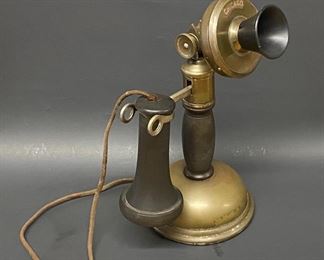 Antique Chicago Potbelly telephone   (Photos by BC) ...To Register and To Bid go to https://capitolsalesservices.hibid.com... 