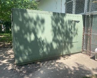 Gichner Mobile Systems Portable Military Telephone Switchboard Unit used during Vietnam and up through the 1980's. ...To Register and To Bid go to https://capitolsalesservices.hibid.com...