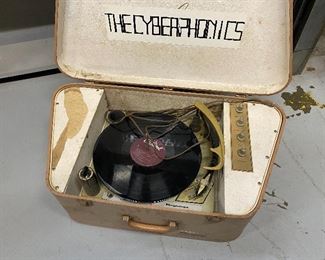 Vintage Magnavox portable record player...To Register and To Bid go to https://capitolsalesservices.hibid.com... 