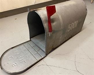 Vintage large rural mail box...To Register and To Bid go to https://capitolsalesservices.hibid.com... 