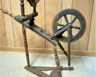 Antique flex spinning wheel...To Register and To Bid go to https://capitolsalesservices.hibid.com... 