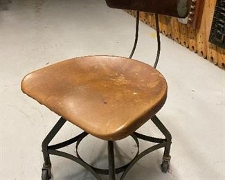 1930s  Toledo Metal Furniture Co.  'Uhl Art Steel' western union office swivel stool chair with bassick casters, vintage industrial cool.   (Photos by BC) ...To Register and To Bid go to https://capitolsalesservices.hibid.com... 