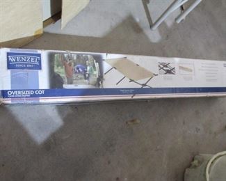 Wenzel Oversized Cot