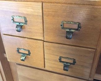 4 Drawer file cabinet