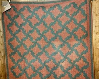 Drunkard’s Path Quilt