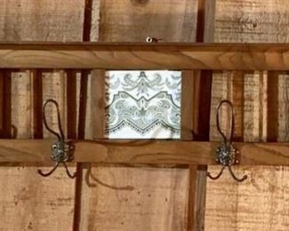 Tile Hanging Wall Rack