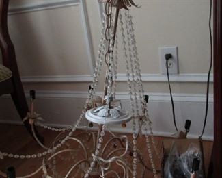chandelier includes glas tear drops