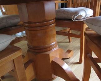 maple table