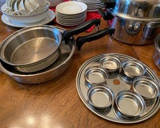 #38 Vintage Chef's Ware by Towncraft 5-Ply Multi Core T304 Stainless Steel Made in US. 11 piece Cookware set plus Miss Electra/Grand Miss Electra Table Chef with cord. SOLD