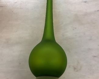 Satin glass vase 