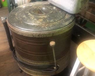 Maytag wringer washer 