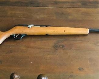 Glen field 60G 410 bolt action shotgun 1960’s era