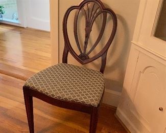 Set of 4 antique dining chairs 