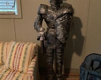 Knight suit of armor 