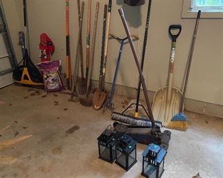 Car floor jack, various yard tools