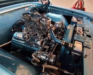 Pontiac engine detail