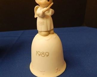1989 vintage precious moments Bell