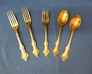 5 Pieces of Vontage Silverware