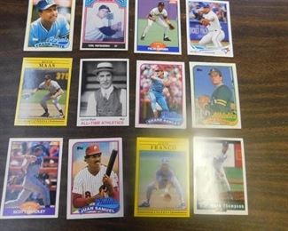 12 Baseball Cards including Frank White