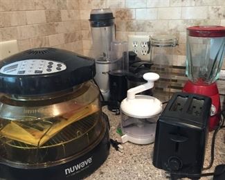 Kitchen appliances - many new in box.