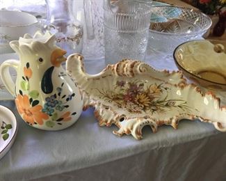 Decorative accessories.