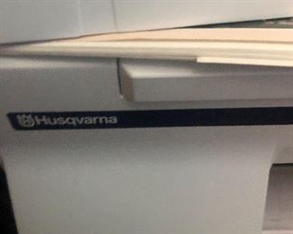Husqvarna Label