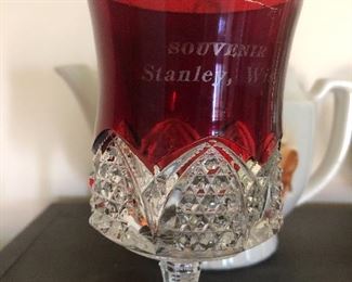 Souvenir Ruby Glass