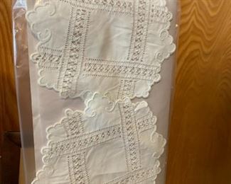 vintage linens