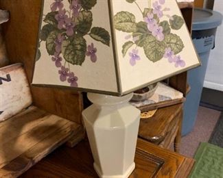 Floral lamp