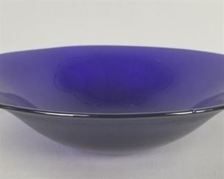 ART GLASS BOWL