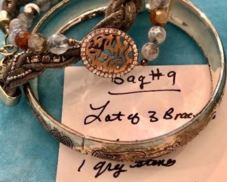 Item 139: Lot of (3) Bracelets: $14