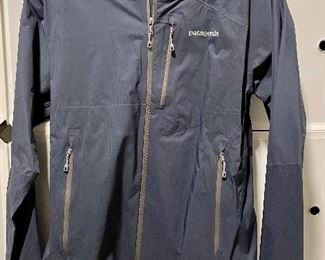 Item 209:  Men's Patagonia Coat (size M): $125