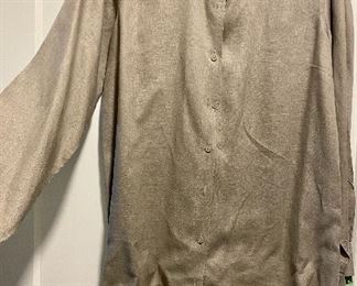 Item 278:  Garnet Hill Linen Shirt (size Medium):  $28