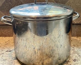 Item 101:  Revere Ware 16 Qt. Stock Pot: $165