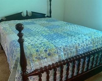 Four poster queen bed