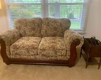 Lane loveseat