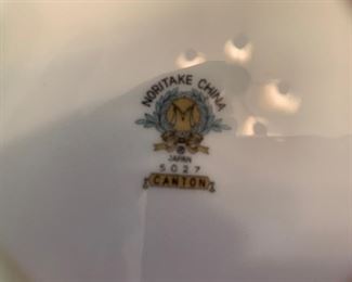 Noritake china Canton; 12 place settings with platters, serving bowls, gravy boat, creamer; 79 pieces