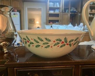 Lenox Holiday large serving bowl