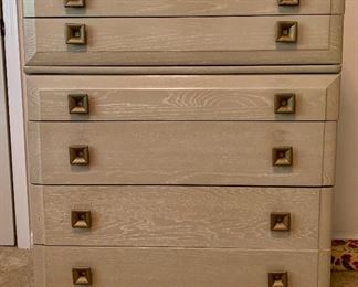 Personalized Mengel Mid- Century modern vintage chest of drawers