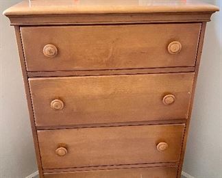 Maple dresser