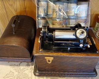 Thomas Edison Amberol cylinder phonograph with Amberol records. (No horn).