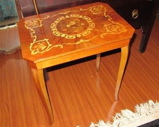 Hydro music box table