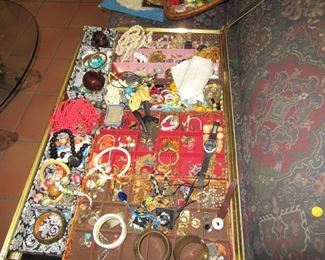 Hydro costume jewelry