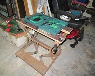 Hydro tool bench
