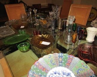 Hydro dishes on dining room table