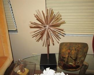 Hydro post atomic decor