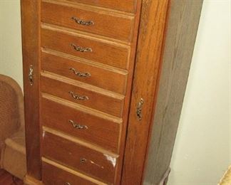 Hydro jewelry armoirs